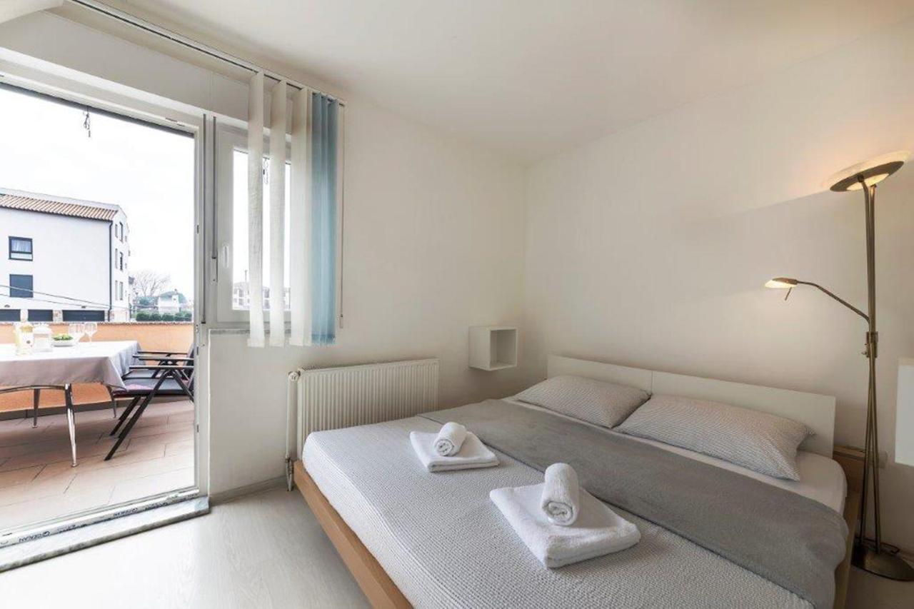 Apartment Dubravka Near The Sandy Beach Μεντουλίν Εξωτερικό φωτογραφία