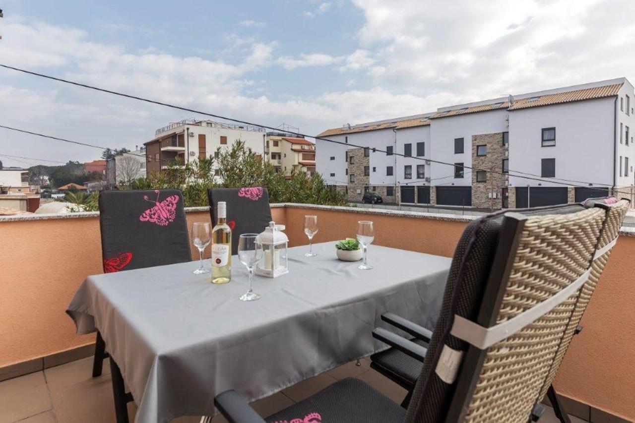 Apartment Dubravka Near The Sandy Beach Μεντουλίν Εξωτερικό φωτογραφία